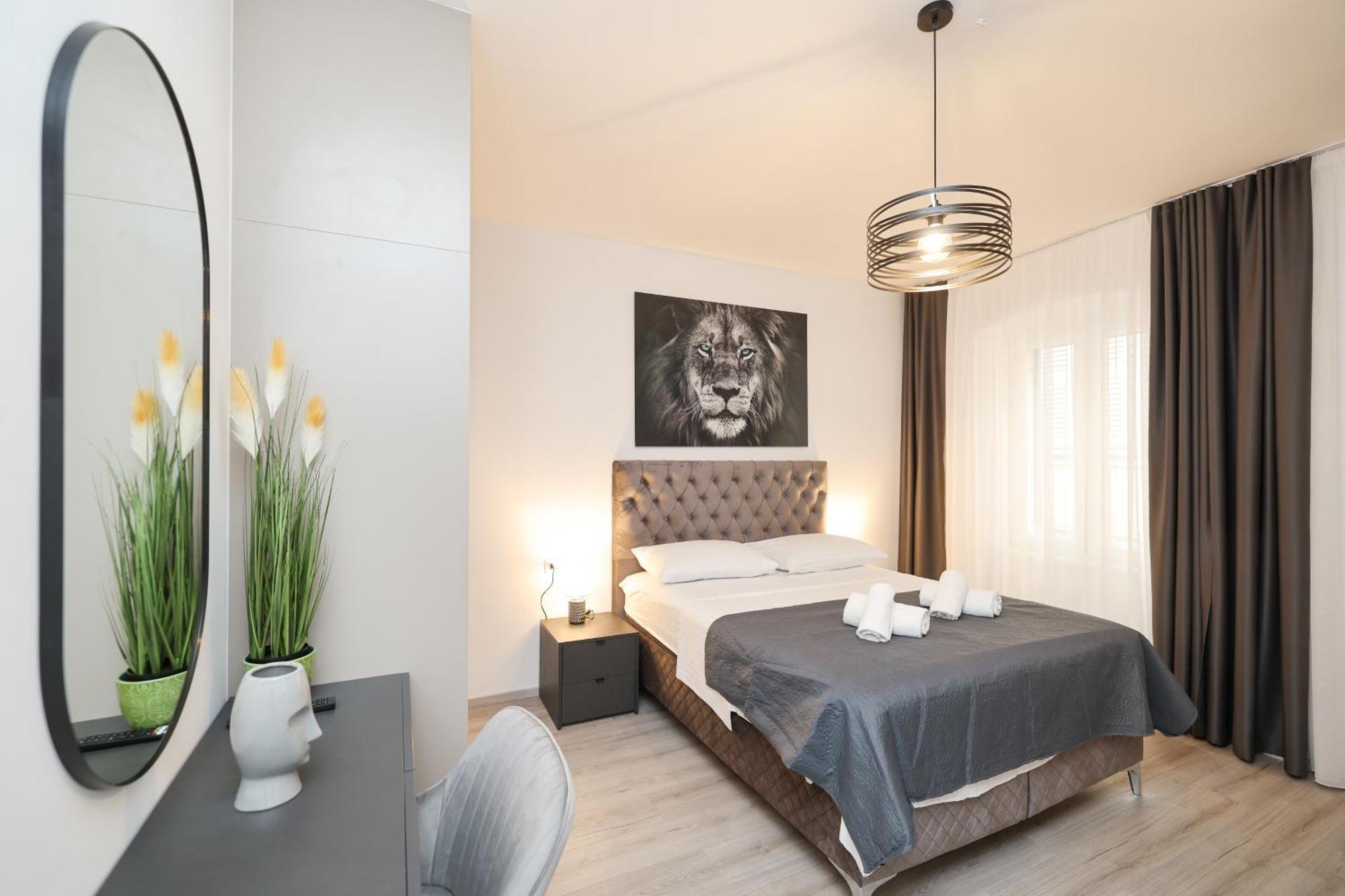 Classy Apartments In City Centar Zadar Extérieur photo